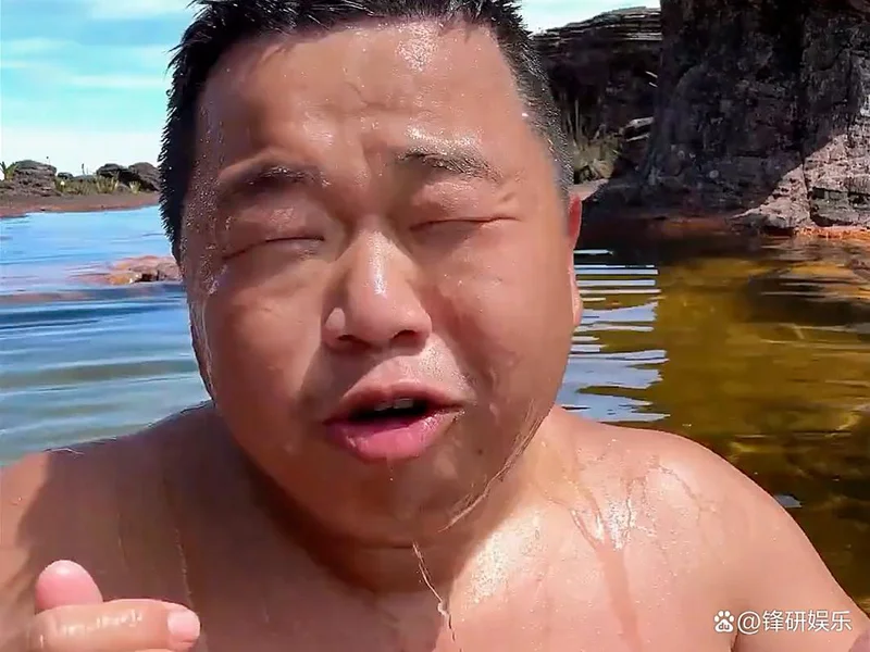 抖音顶流蓝战非直播DOTA2引万人观看，为何DOTA2能够经久不衰？